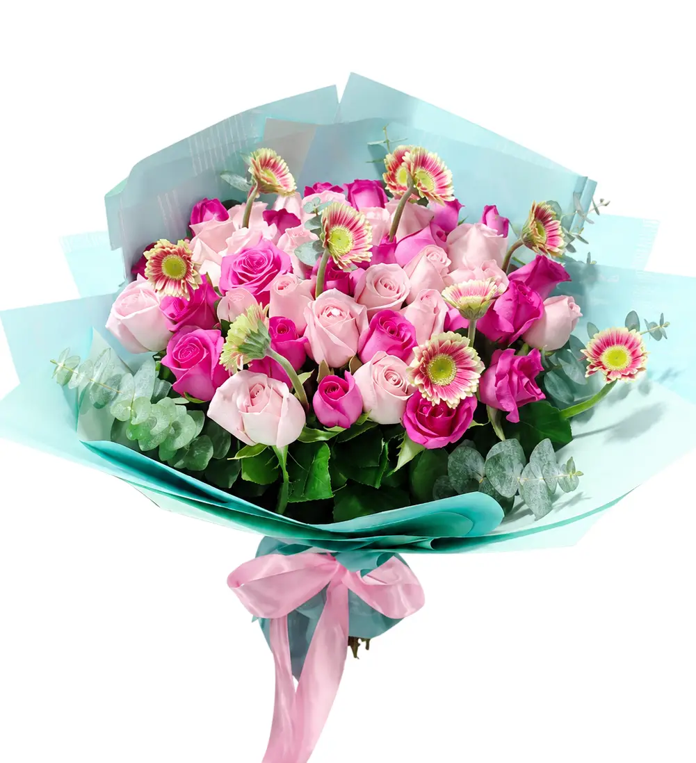 ramo con 50 rosas y picolines